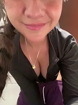 Snapshot of AmyPalacioss chatting on 05-26-26, 10:08 AmyPalacioss online show from 05-26-26, 10:08