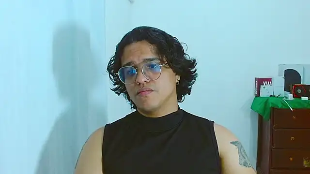 Snapshot of Diane_exotic chatting on 07-11-26, 01:28 Diane exotic online show from 07-11-26, 01:28