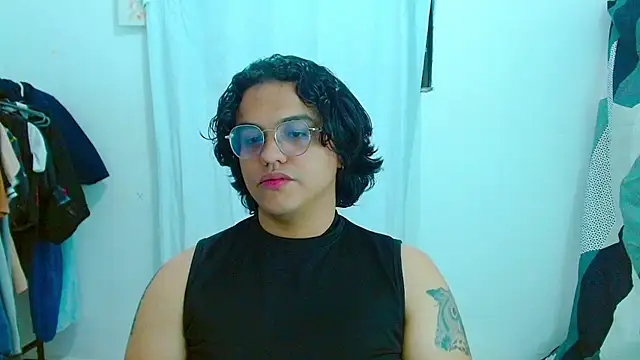 Snapshot of Diane_exotic chatting on 07-30-26, 01:05 Diane exotic online show from 07-30-26, 01:05