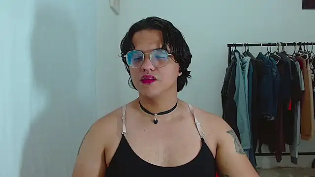 Snapshot of Diane_exotic chatting on 05-24-26, 10:31 Diane exotic online show from 05-24-26, 10:31