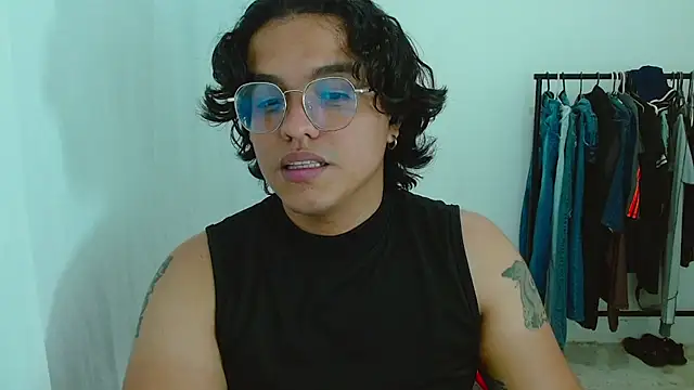 Snapshot of Diane_exotic chatting on 06-14-26, 11:39 Diane exotic online show from 06-14-26, 11:39