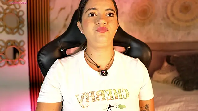 Snapshot of Leidy_2026 chatting on 05-30-26, 01:17 Leidy 2026 online show from 05-30-26, 01:17