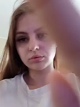 Snapshot of Miss-Venom chatting on 06-16-26, 09:42 Miss-Venom online show from 06-16-26, 09:42