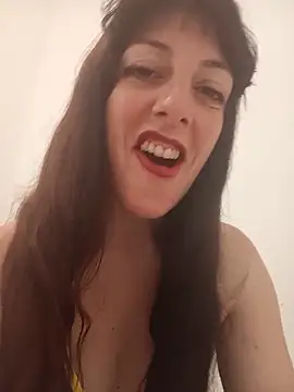 Snapshot of Valeriadolce chatting on 05-27-26, 10:44 Valeriadolce online show from 05-27-26, 10:44