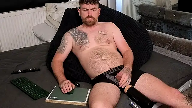 Naughtybihubbyxx online show from 05-06-26, 08:29