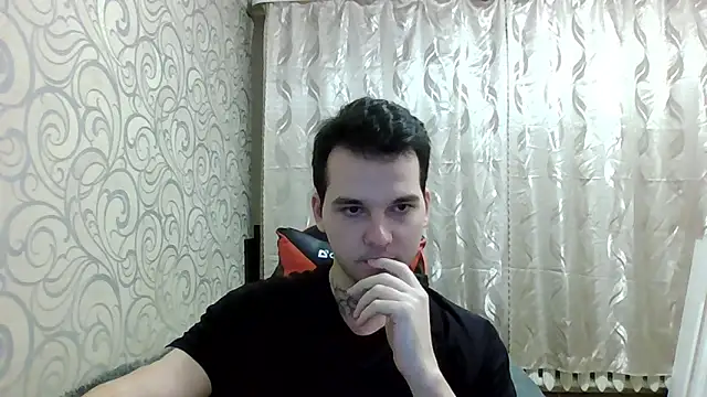 gwinbladee online show from 04-25-26, 07:55