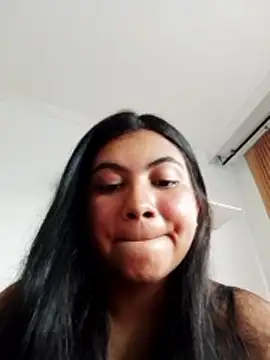 nefera03 online show from 04-28-26, 09:08