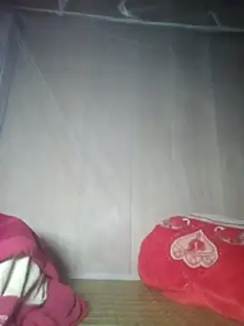 Snapshot of Lella_01 chatting on 06-01-26, 11:37 Lella 01 online show from 06-01-26, 11:37