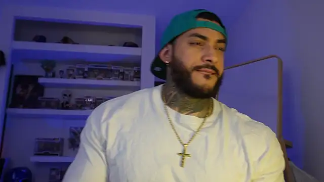 iamjackc  online show from 06-16-26, 07:36