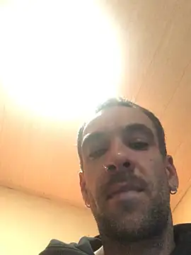 justef09 online show from 06-17-26, 05:29