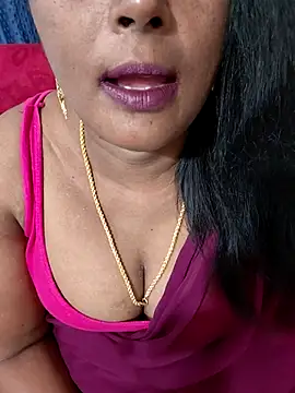 Snapshot of Sunitha-tamilponu chatting on 06-03-26, 01:39 Sunitha-tamilponu online show from 06-03-26, 01:39