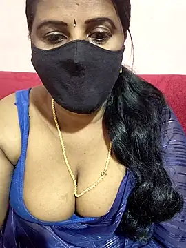 Snapshot of Sunitha-tamilponu chatting on 05-01-26, 06:13 Sunitha-tamilponu online show from 05-01-26, 06:13