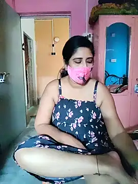 Snapshot of Rulali_44 chatting on 06-14-26, 04:35 Rulali 44 online show from 06-14-26, 04:35