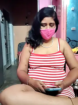 Snapshot of Rulali_44 chatting on 07-18-26, 03:53 Rulali 44 online show from 07-18-26, 03:53