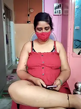 Snapshot of Rulali_44 chatting on 05-26-26, 04:32 Rulali 44 online show from 05-26-26, 04:32