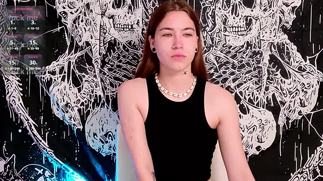 EvaAndLuna online show from 07-18-26, 11:02