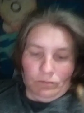 Snapshot of IrisMaris37 chatting on 05-16-26, 01:32 IrisMaris37 online show from 05-16-26, 01:32