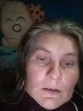 Snapshot of IrisMaris37 chatting on 06-15-26, 01:22 IrisMaris37 online show from 06-15-26, 01:22