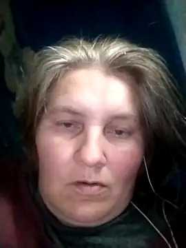 Snapshot of IrisMaris37 chatting on 06-14-26, 09:10 IrisMaris37 online show from 06-14-26, 09:10
