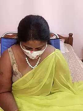 Snapshot of telugu_Geetha40 chatting on 05-20-26, 07:05 telugu Geetha40 online show from 05-20-26, 07:05