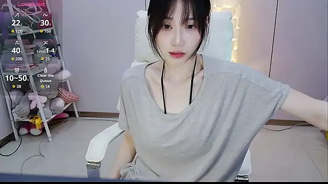 Snapshot of Nancy-A1 chatting on 06-03-26, 11:33 Nancy-A1 online show from 06-03-26, 11:33