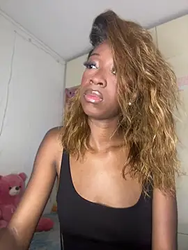 Snapshot of SpicySweetie chatting on 05-19-26, 02:24 SpicySweetie online show from 05-19-26, 02:24