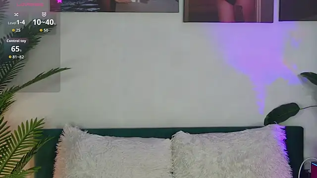 AddisonHux online show from 06-09-26, 08:43