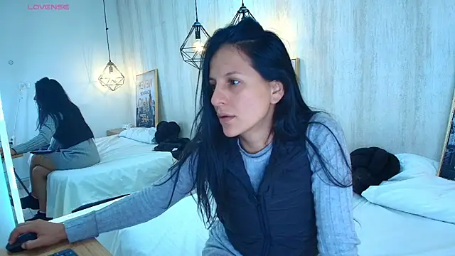 Snapshot of Antonella_rivers chatting on 06-02-26, 03:39 Antonella rivers online show from 06-02-26, 03:39