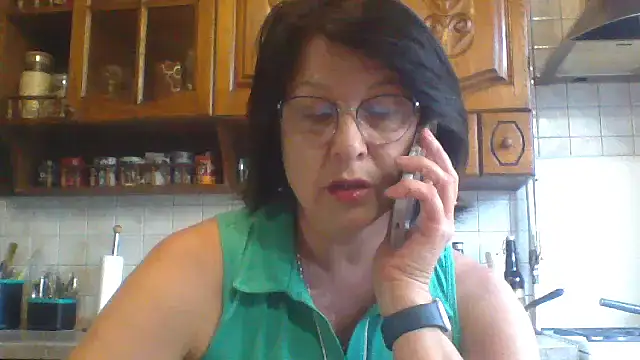 Snapshot of Fiona06 chatting on 05-17-26, 02:28 Fiona06 online show from 05-17-26, 02:28