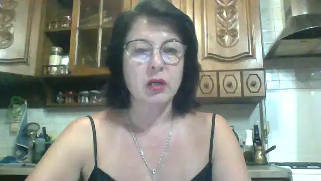 Snapshot of Fiona06 chatting on 05-22-26, 07:01 Fiona06 online show from 05-22-26, 07:01