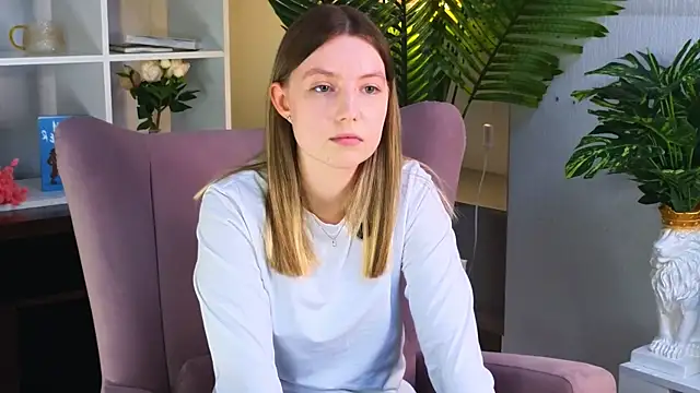 RebeccaAzim online show from 04-28-26, 12:53