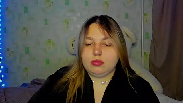 Snapshot of LillyHaigh chatting on 06-04-26, 06:12 LillyHaigh online show from 06-04-26, 06:12