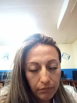 Snapshot of Angel_Nova_ chatting on 06-09-26, 03:35 Angel Nova online show from 06-09-26, 03:35