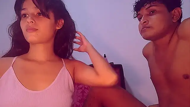 Snapshot of Baby_Elisee chatting on 07-18-26, 03:48 Baby Elisee online show from 07-18-26, 03:48
