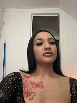 latinadollxo online show from 04-27-26, 02:37