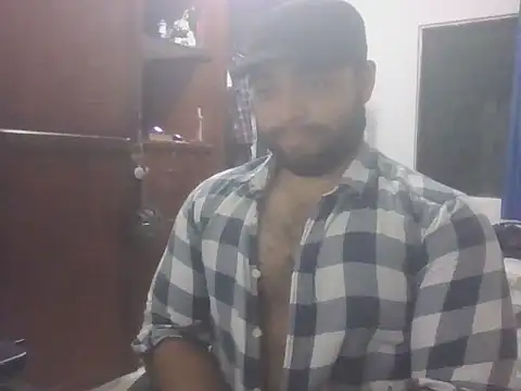 Bearmachin online show from 04-29-26, 03:43