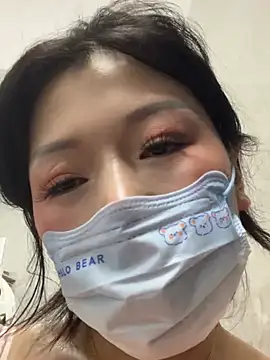 Snapshot of milkwine chatting on 05-22-26, 04:27 milkwine online show from 05-22-26, 04:27