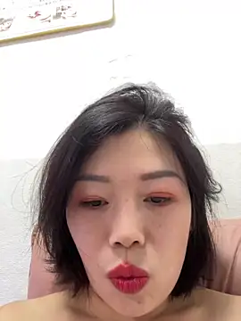 Snapshot of milkwine chatting on 05-09-26, 08:07 milkwine online show from 05-09-26, 08:07