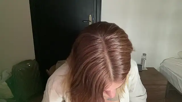 Sophiaat40 online show from 05-06-26, 10:58