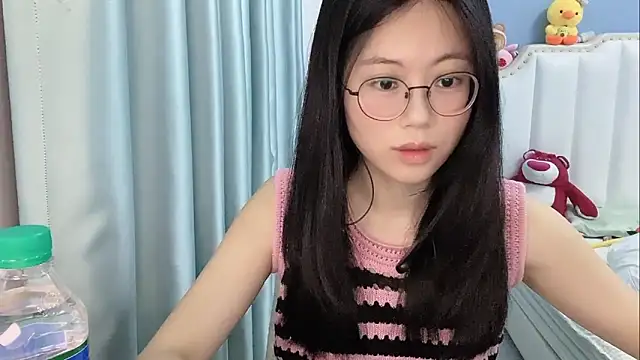 Snapshot of Luna-666 chatting on 04-28-26, 10:52 Luna-666 online show from 04-28-26, 10:52