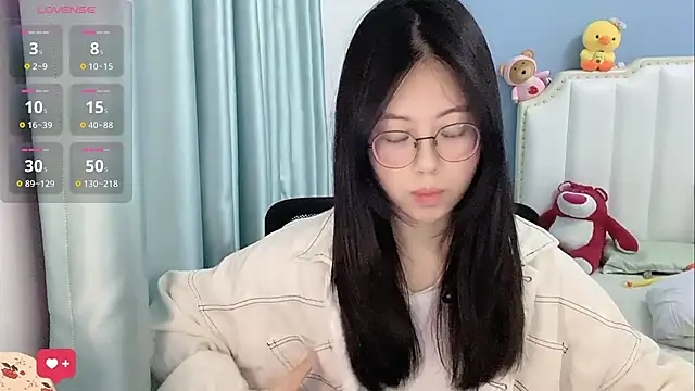 Snapshot of Luna-666 chatting on 04-29-26, 11:25 Luna-666 online show from 04-29-26, 11:25