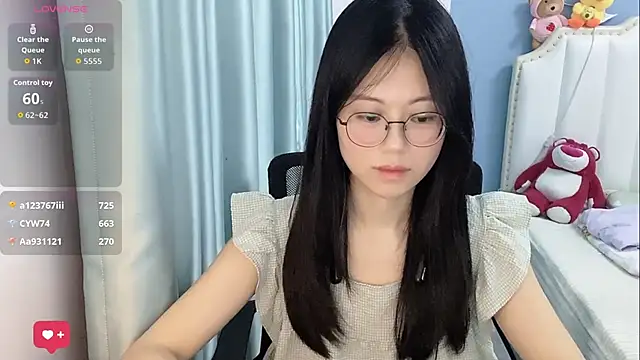 Snapshot of Luna-666 chatting on 05-17-26, 03:06 Luna-666 online show from 05-17-26, 03:06