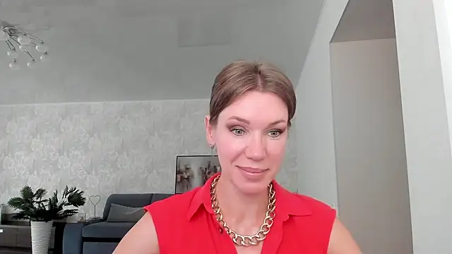 Snapshot of miababemi09 chatting on 05-25-26, 04:23 miababemi09 online show from 05-25-26, 04:23