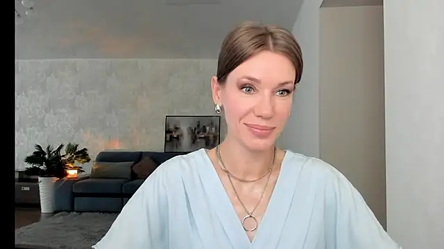 Snapshot of miababemi09 chatting on 05-21-26, 04:21 miababemi09 online show from 05-21-26, 04:21