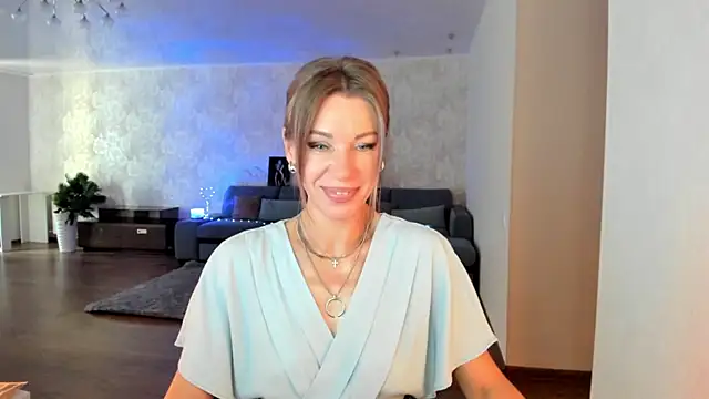Snapshot of miababemi09 chatting on 07-07-26, 06:47 miababemi09 online show from 07-07-26, 06:47