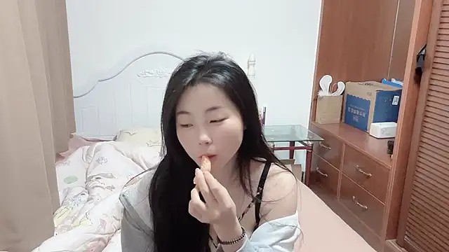 XIAOnaimao-001 online show from 05-07-26, 05:22