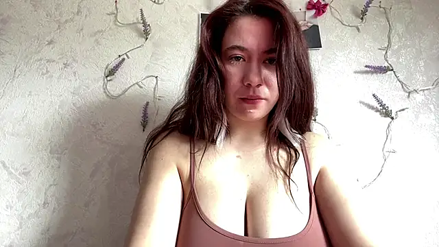 Snapshot of OraCoovert chatting on 05-01-26, 11:15 OraCoovert online show from 05-01-26, 11:15