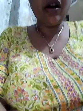 Snapshot of Gulapi_N chatting on 07-26-26, 04:03 Gulapi N online show from 07-26-26, 04:03
