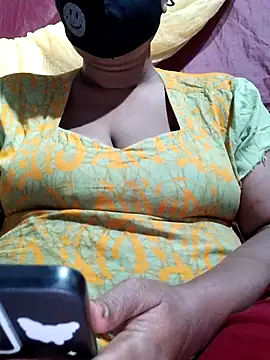 Snapshot of Gulapi_N chatting on 05-10-26, 09:27 Gulapi N online show from 05-10-26, 09:27