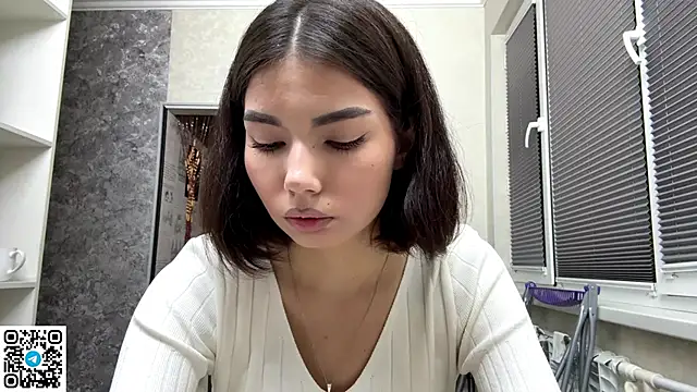 Snapshot of MarylnMonnier chatting on 05-31-26, 07:14 MarylnMonnier online show from 05-31-26, 07:14